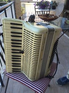 Fisarmonica Antica Paolo Soprani