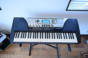 YAMAHA PSR-340 61-Key (Full Size Key) MIDI Portable Keyboard w/ demo disk