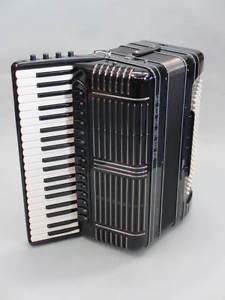 Hohner Morino IV 120 C de luxe