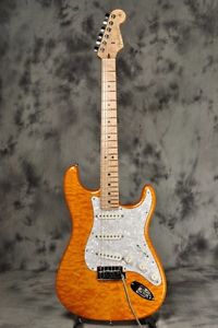 Fender Custom Shop / Custom Deluxe Stratocaster Gloss Finish Amber/Maple #U726