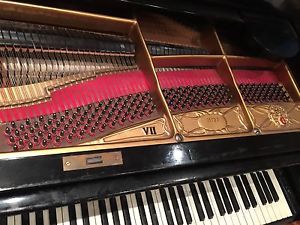 GROTIAN STEINWEG  BABY GRAND PIANO