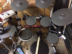 Yanaha DTXpress IV Special electronic drum kit