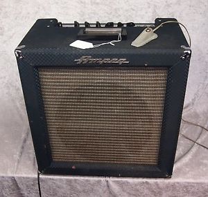 Vintage 1964 Ampeg Big M M-15 M15 1x15 all tube combo amp