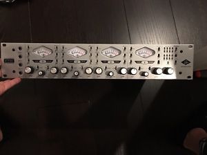 Universal Audio UA 4-710D 4 Channel Studio Mic Preamp *Excellent Condition