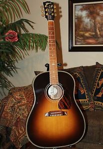 2015 GIBSON J-45 CUSTOM Acoustic/Electric Guitar, Stunning Looks & Rich Sound!