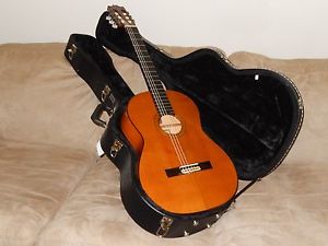 ULTRA RARE MADE IN 1970 BY RYOJI MATSUOKA  TERRIFIC FLAMENCO GUITAR MODEL 30F