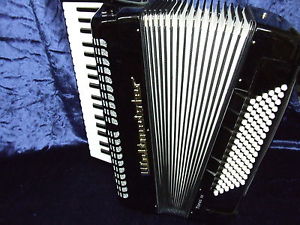 WELTMEISTER Topas IV 37/96/IV/11/5 SI Akkordeon STYLISCH LOOK Ital. Stimmplatten