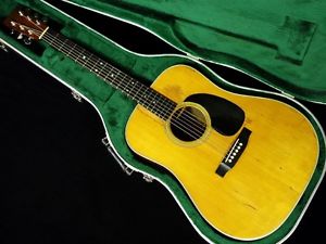 Martin 1967 D-28 60 Free shipping From JAPAN