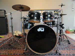 DW Collectors Series 4 Piece Drum Set