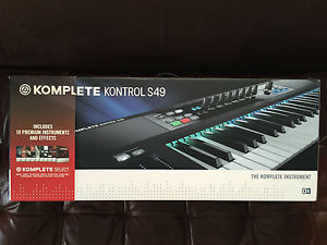 Native Instruments KOMPLETE KONTROL S49 Keyboard Controller