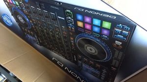 denon DJ Controller MCX8000