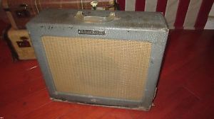 Vintage 1960's Rickenbacker Small Combo Electric Guitar Amplifier Sounds Amazing