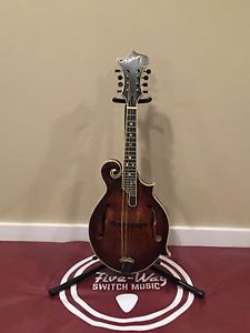 Washburn M118SWK  F Style Mandolin w/case