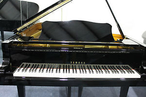 Yamaha C7 7'6 Semi-Concert Grand Piano