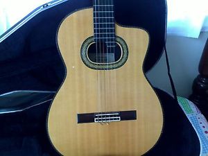 TAKAMINE HIRADE EP-90 CLASSICAL GUITAR 6 STRINGS