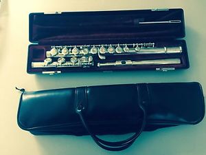 Solid Silver Yamaha Flute Polished with hard and soft case