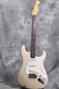 Fender USA / American Standard Stratocaster PW/R Mod White w/soft case F/S