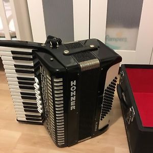 Accordion Hohner