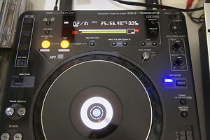Pioneer CDJ-1000MK3 DJ Turntables (PAIR)