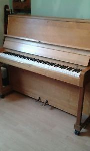Danemann piano