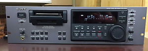 SONY PCM-R500 Digital Audio Tape DAT Player Recorder Deck 4-Motor DD SBM 156 DH