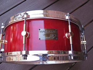 Canopus Neo-Vintage Crimson Fade Lacquer Snare 5.5 x 14
