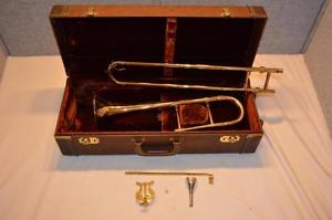 VINTAGE OLDS F-15 ALTO TROMBONE - 1969 - KEYED IN F - EXC. PLAYING CONDITION