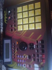 Akai Music Sampler MPC 2000xl IE