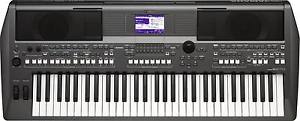 YAMAHA PSR S-670 DEMO PARI AL NUOVO !!!