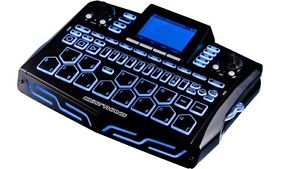 Beat Thang (Two 32 GB SDHC Cards) &  AKAI MPC ***FREE SHIPPING***