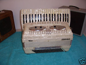 Stradivarius Video 120 bass Accordion 4 / 5 reeds accordian VG Cond. Pancordion