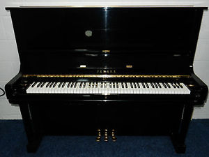 YAMAHA U3 UPRIGHT PIANO. STUNNING TOUCH AND TONE WITH 5 YEAR GUARANTEE