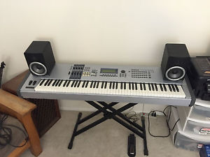 Yamaha MOTIF ES8 Keyboard Synthesizer +M Audio Speakers + Stand +Pedals +Upgrade