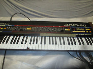 ROLAND JUNO 60 SYNTHESIZER