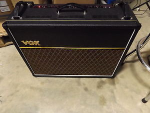 Vox AC30C2 Custom Classic Amplifier (Celestion Greenback Speakers)