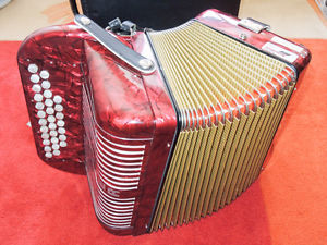 Hohner Harmonika Club IIB mit Hartschalen Koffer