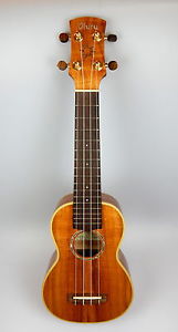 Uluru Pukana La I Sopran Ukulele, massives Koa, handgebaut
