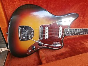 FENDER JAGUAR 66 VINTAGE USA