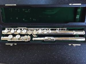Altus 907E Flute **PRISTINE**