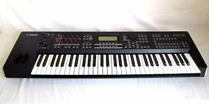 Yamaha MOX6 61-Key Music Production Synthesizer Workstation