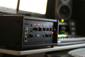 Roland Chorus Echo RE-501 Vintage Tape Delay