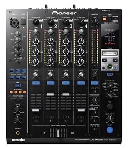 Pioneer Professional DJ Mixer DJM-900SRT Serato with Odyssey Case