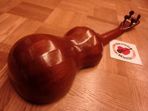 1920's Vintage S.S. Stewart "Peanut Uke" Curved-Back Soprano Ukulele #875