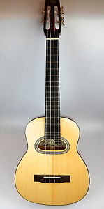 Dupont Tenor Ukulele UK45, Fichte / Mahagoni, handgebaut in Frankreich