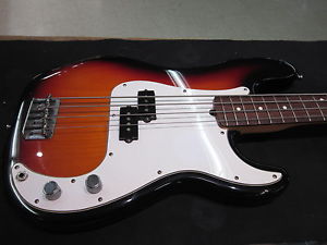 Fender Precision Bass USA Made 1999 Sunburst