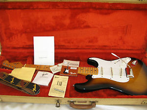 VINTAGE 1984 FENDER USA '57 RI STRATOCASTER  FULLERTON - CLEAN !!!