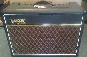 VOX AC15 C1 15 watt electric guitar valve amp combo, built in tremolo, NEW!!