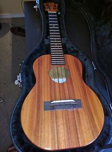 Koaloha Tenor Ukulele KTM00
