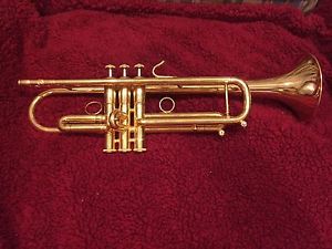 Stomvi Trumpet Model S3 in gold plate
