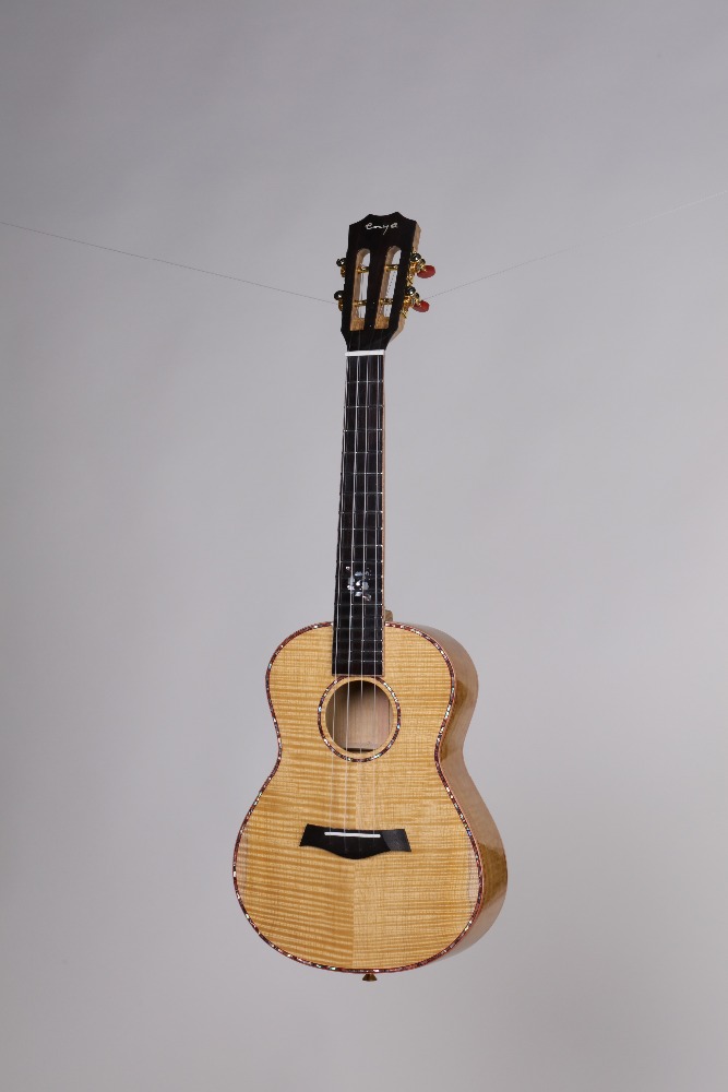 26 inch good quality lover Tiger-maple full solid ukulele